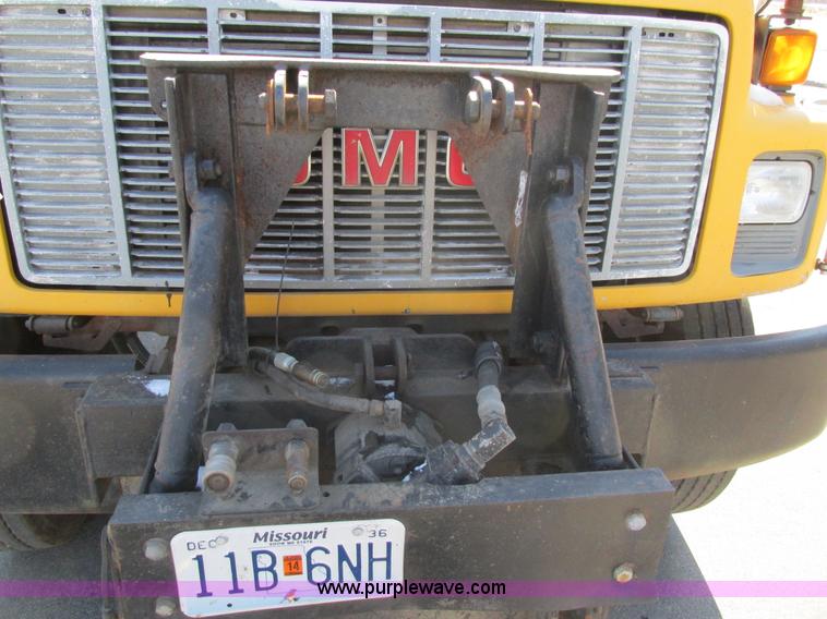 image for item H7566 1994 GMC TopKick dump truck