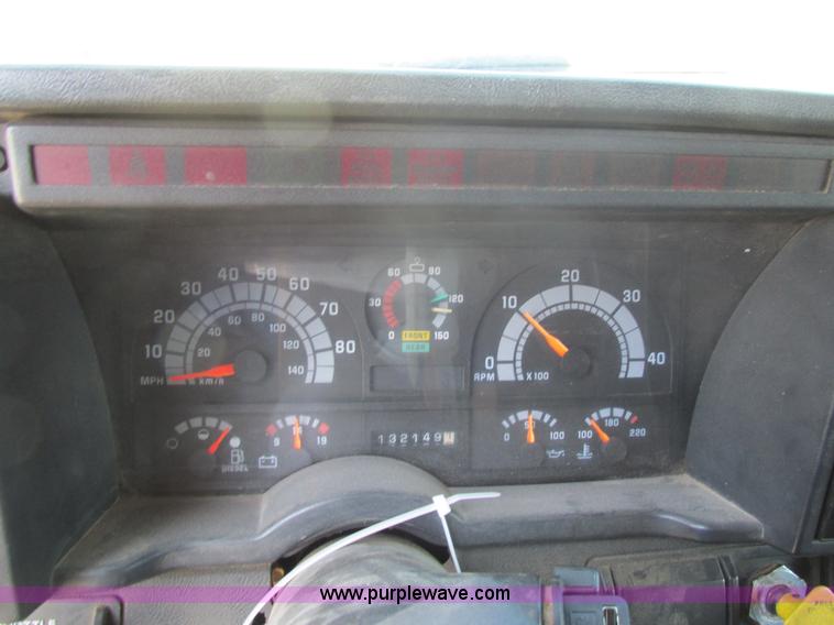 image for item H7566 1994 GMC TopKick dump truck