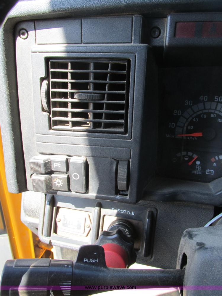 image for item H7566 1994 GMC TopKick dump truck