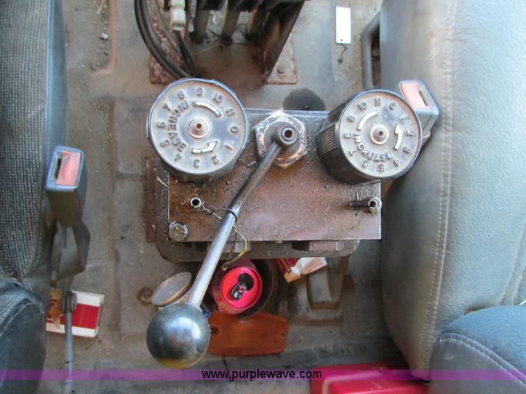 image for item H7566 1994 GMC TopKick dump truck