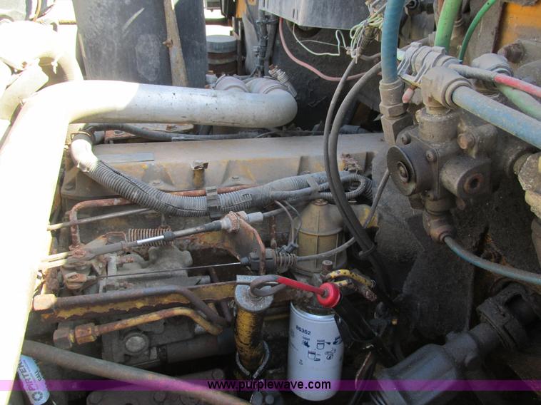 image for item H7566 1994 GMC TopKick dump truck