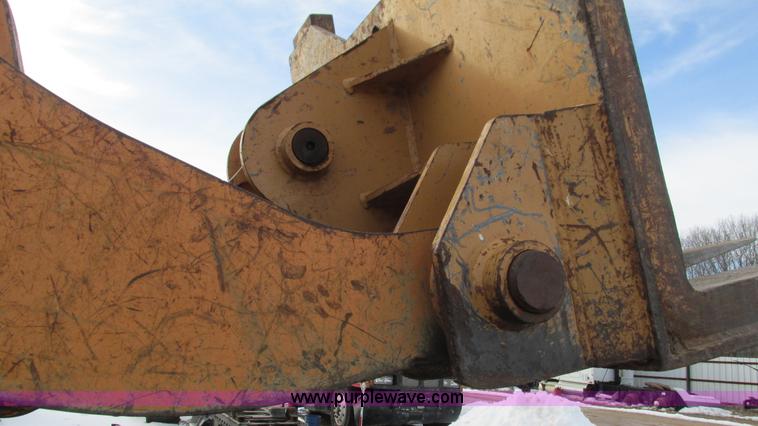 image for item I3091 2000 Case 621C wheel loader