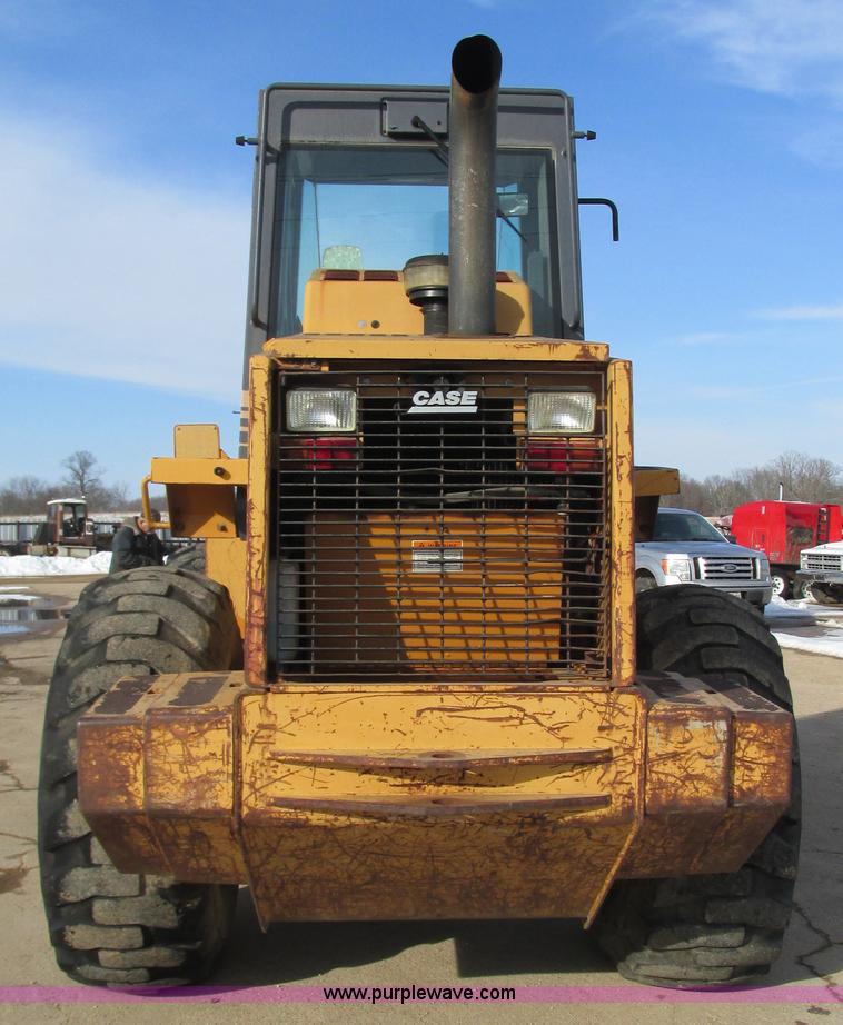 image for item I3092 1998 Case 621B wheel loader