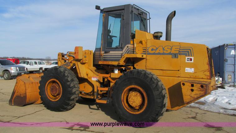 image for item I3092 1998 Case 621B wheel loader