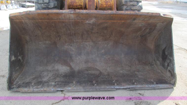 image for item I3092 1998 Case 621B wheel loader