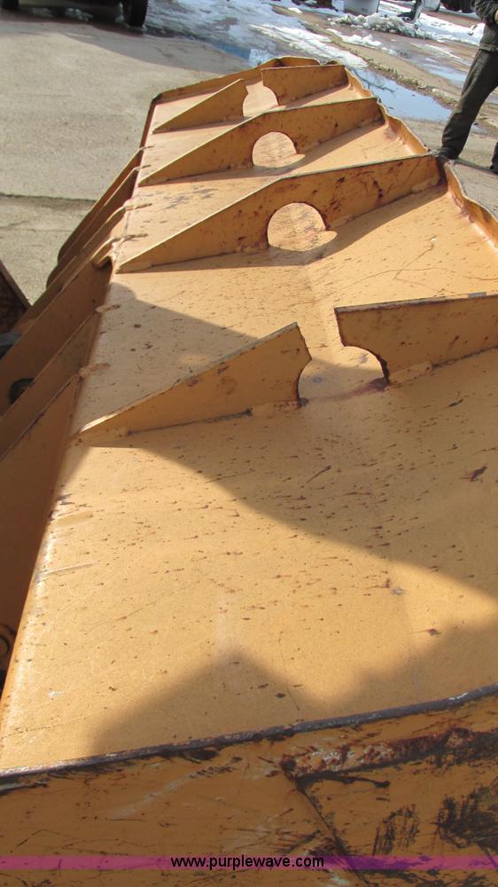 image for item I3092 1998 Case 621B wheel loader