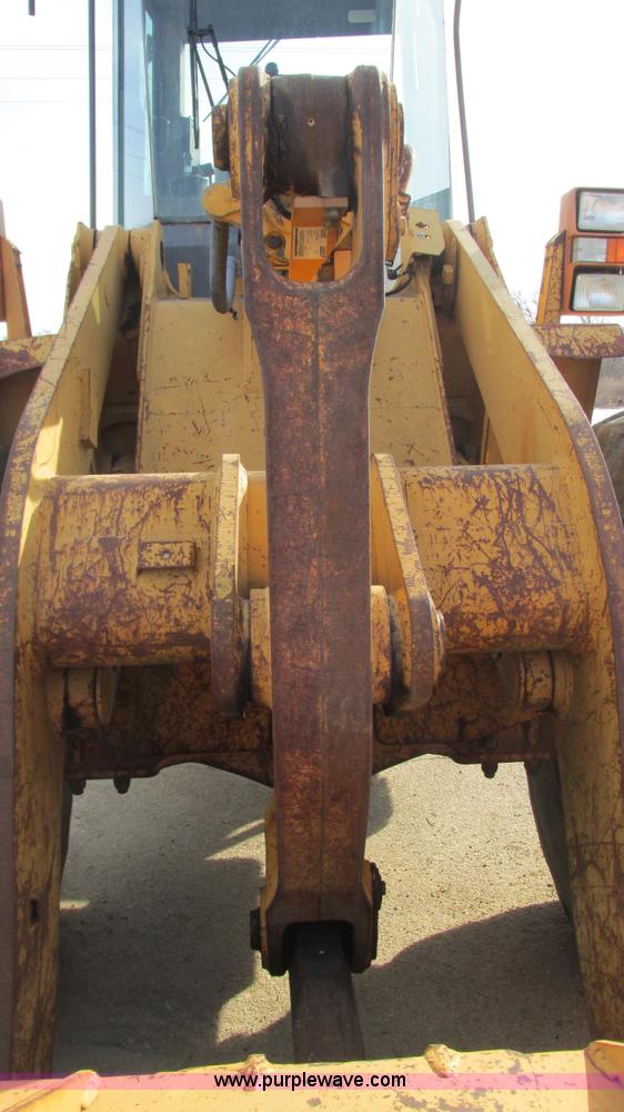 image for item I3092 1998 Case 621B wheel loader