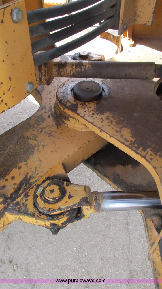 image for item I3092 1998 Case 621B wheel loader