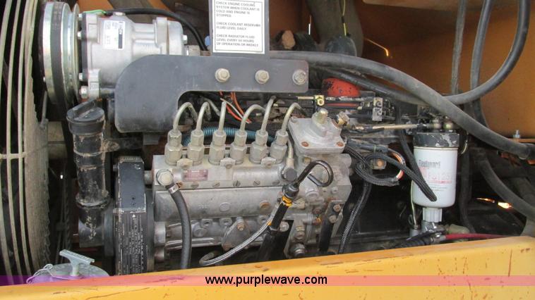 image for item I3092 1998 Case 621B wheel loader