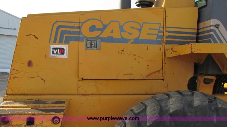 image for item I3092 1998 Case 621B wheel loader
