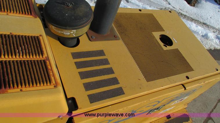 image for item I3092 1998 Case 621B wheel loader