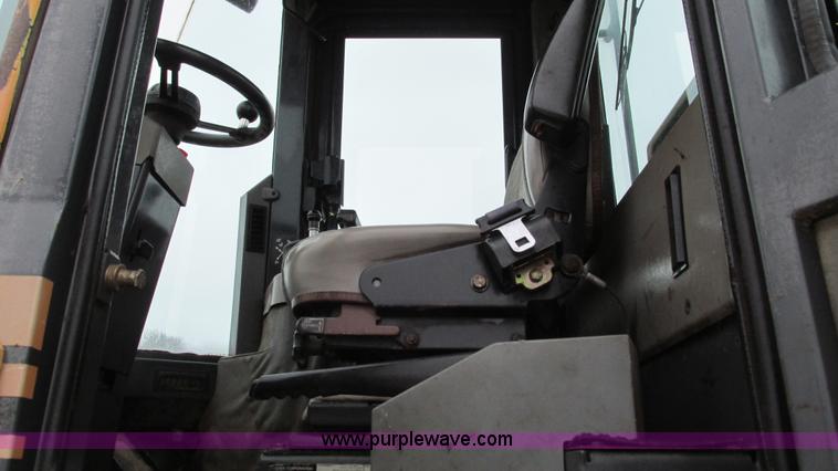image for item I3092 1998 Case 621B wheel loader