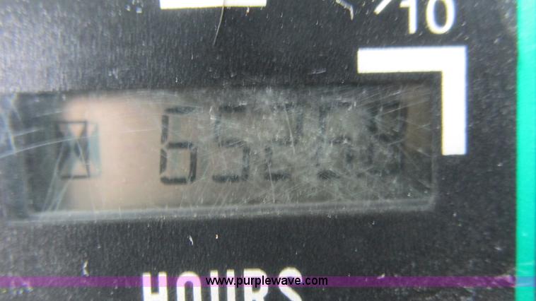 image for item I3092 1998 Case 621B wheel loader