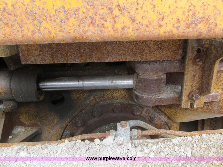 image for item I3772 1980 Caterpillar 140G articulated motor grader