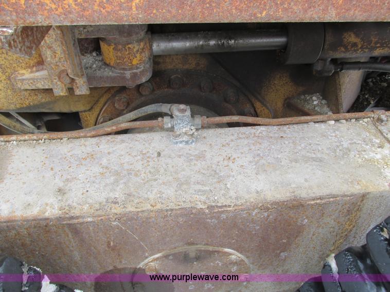 image for item I3772 1980 Caterpillar 140G articulated motor grader