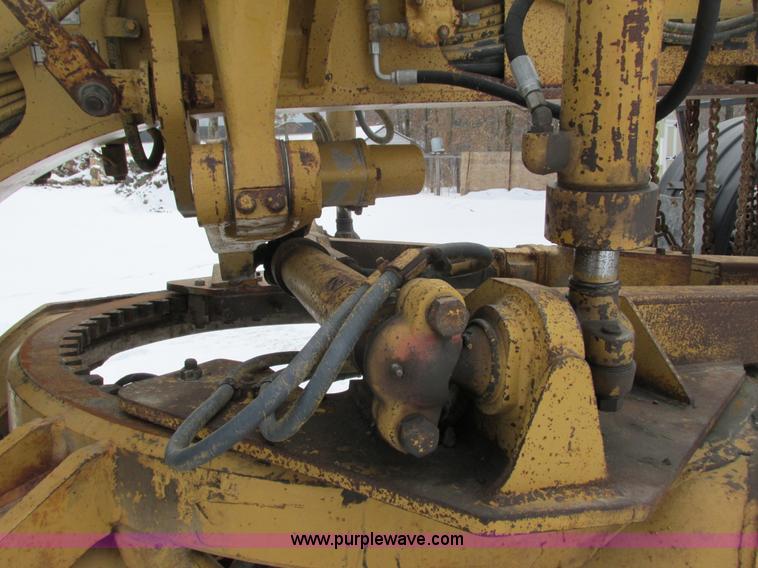 image for item I3772 1980 Caterpillar 140G articulated motor grader
