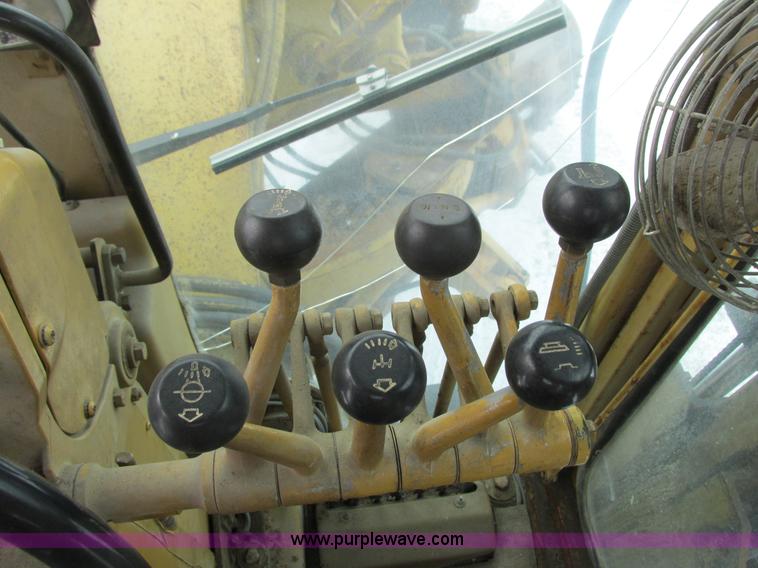 image for item I3772 1980 Caterpillar 140G articulated motor grader