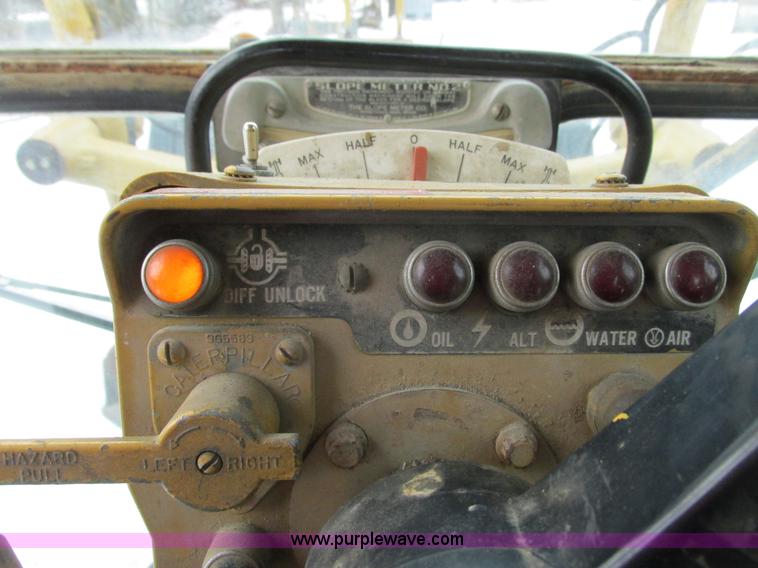 image for item I3772 1980 Caterpillar 140G articulated motor grader