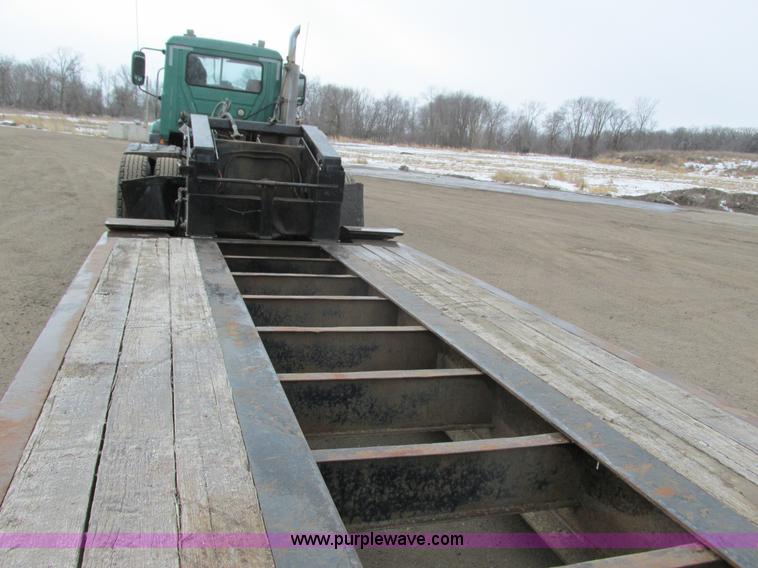 image for item I3785 2001 Load King lowboy trailer