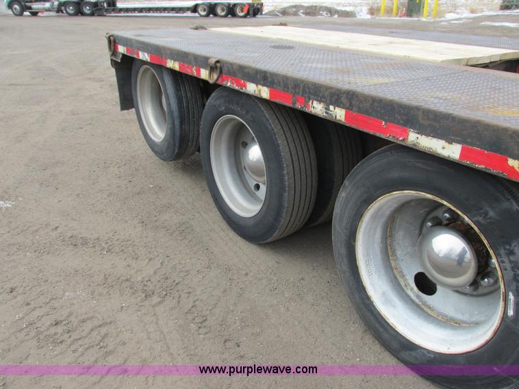 image for item I3789 1992 Nelson ART-FL-401D equipment trailer