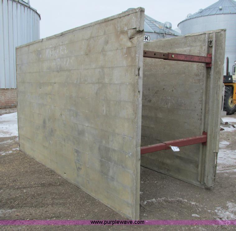 image for item I3793 Pro Tech trench box