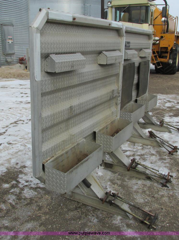 image for item I3794 Pro Tech aluminum headache rack