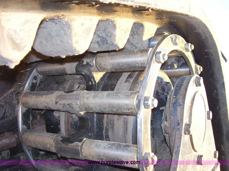 image for item I5069 2007 ASV RC100 R series posi-track skid steer with mulcher attachment