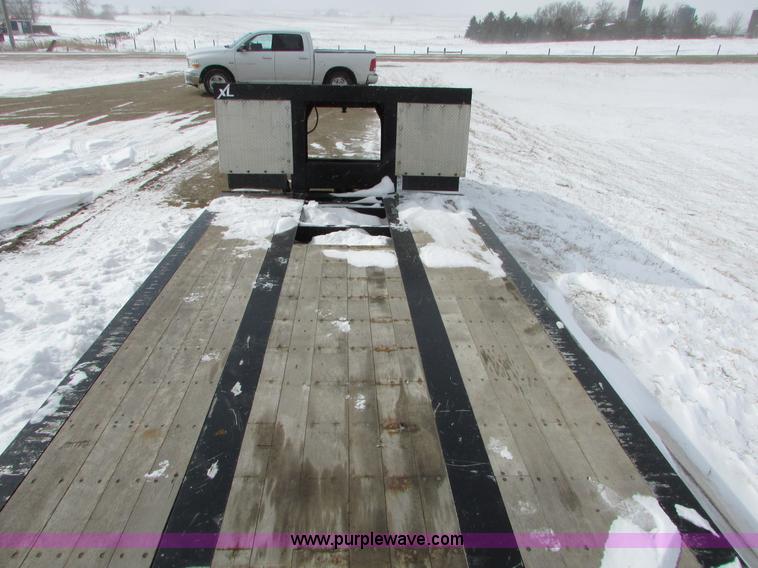 image for item I6587 2004 XL Specialized XL 70 lowboy trailer