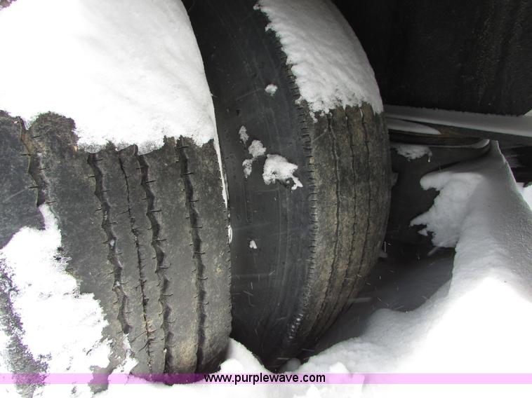 image for item I6587 2004 XL Specialized XL 70 lowboy trailer