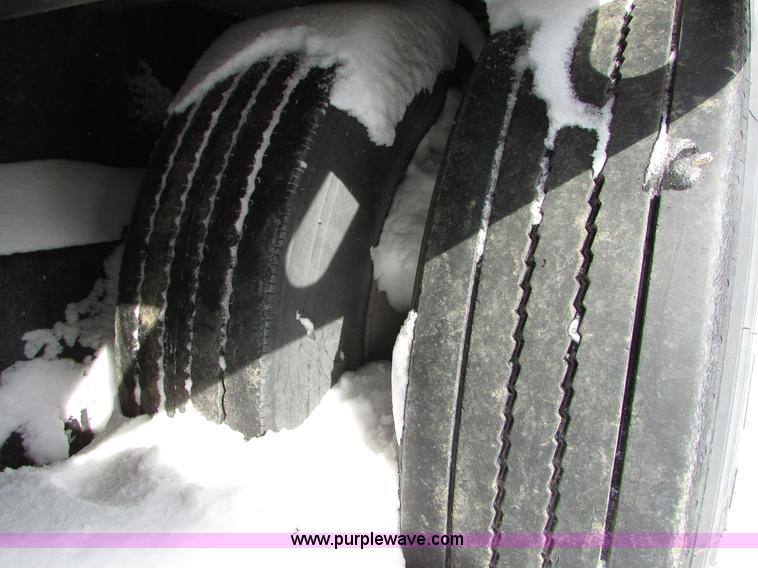 image for item I6587 2004 XL Specialized XL 70 lowboy trailer