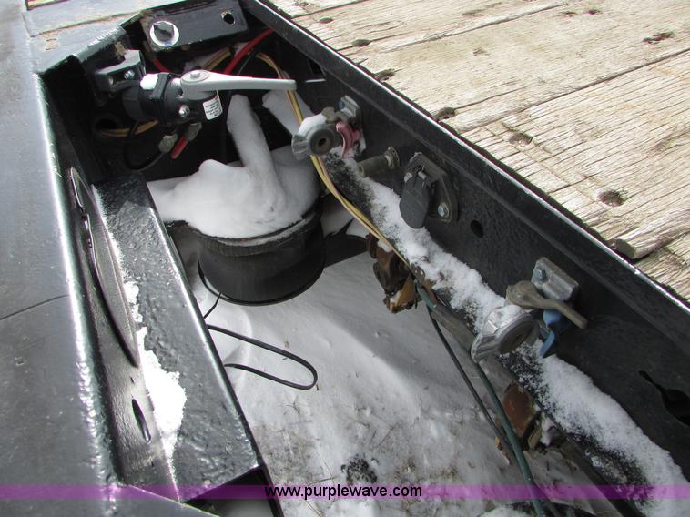 image for item I6587 2004 XL Specialized XL 70 lowboy trailer