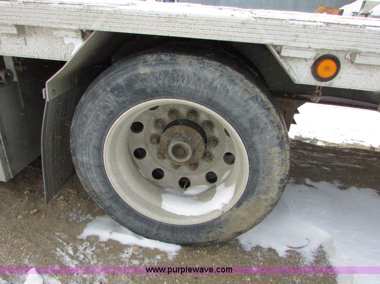 image for item I6588 2004 Reinke drop deck trailer