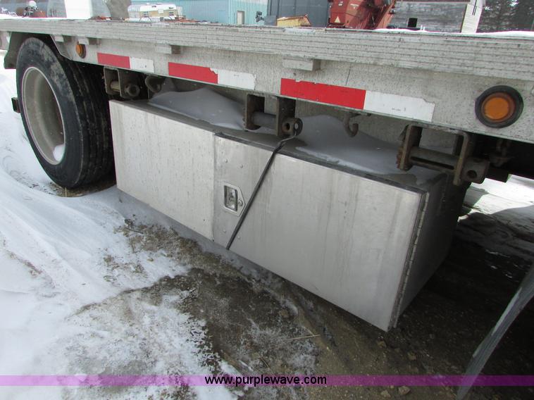 image for item I6588 2004 Reinke drop deck trailer
