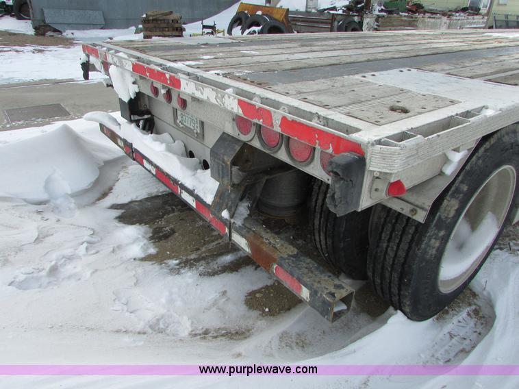 image for item I6588 2004 Reinke drop deck trailer