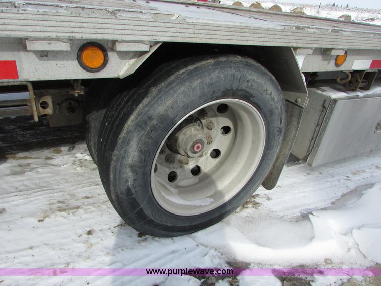 image for item I6588 2004 Reinke drop deck trailer