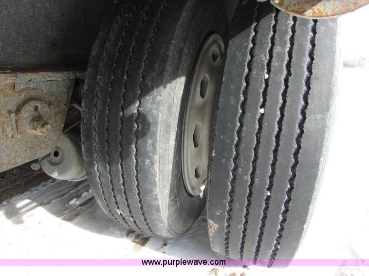 image for item I6588 2004 Reinke drop deck trailer