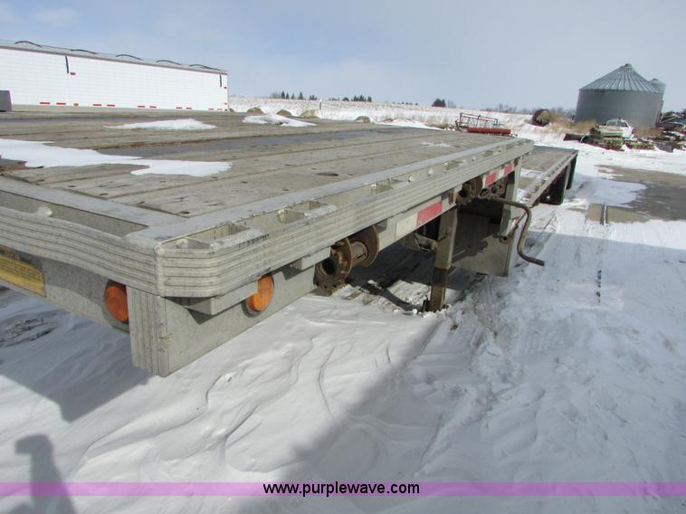 image for item I6588 2004 Reinke drop deck trailer