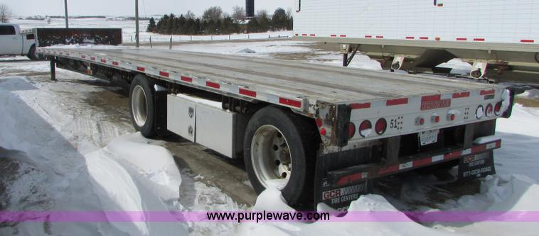 image for item I6589 2007 Fontaine Infinity drop deck trailer