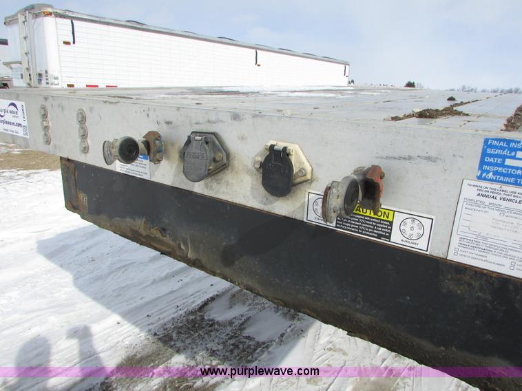 image for item I6589 2007 Fontaine Infinity drop deck trailer