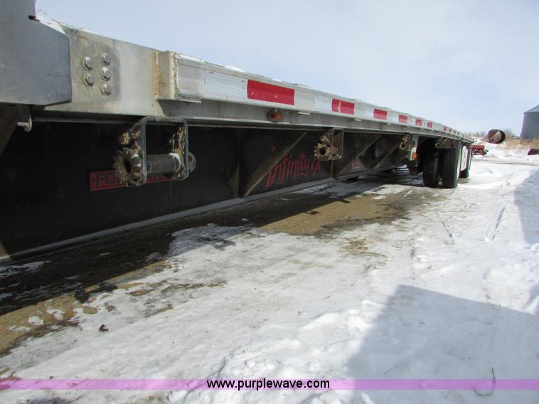 image for item I6589 2007 Fontaine Infinity drop deck trailer