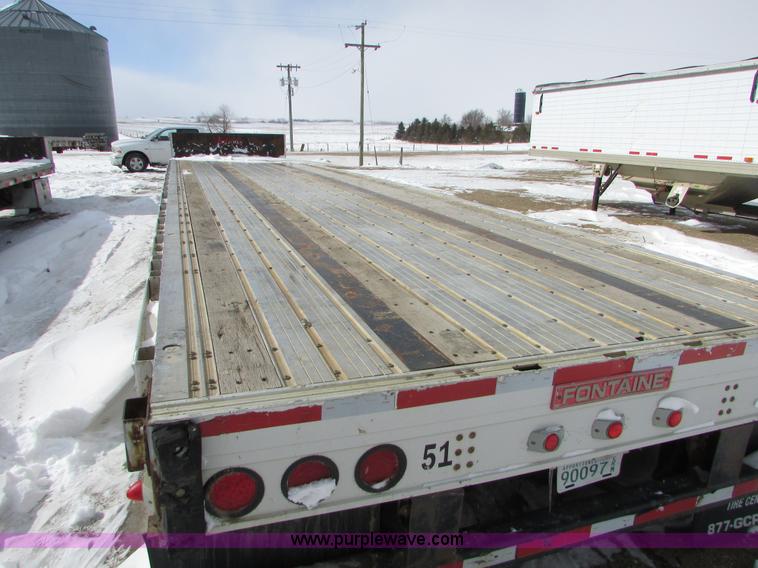 image for item I6589 2007 Fontaine Infinity drop deck trailer