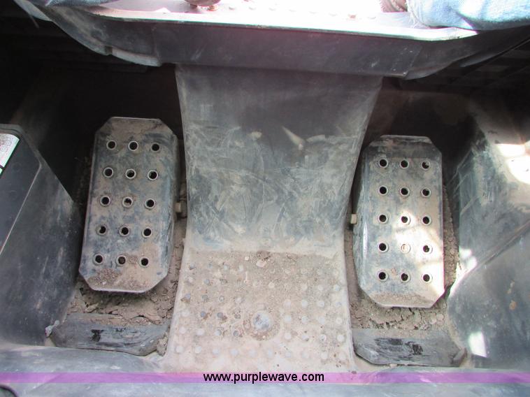 image for item I6601 2012 John Deere 332D skid steer