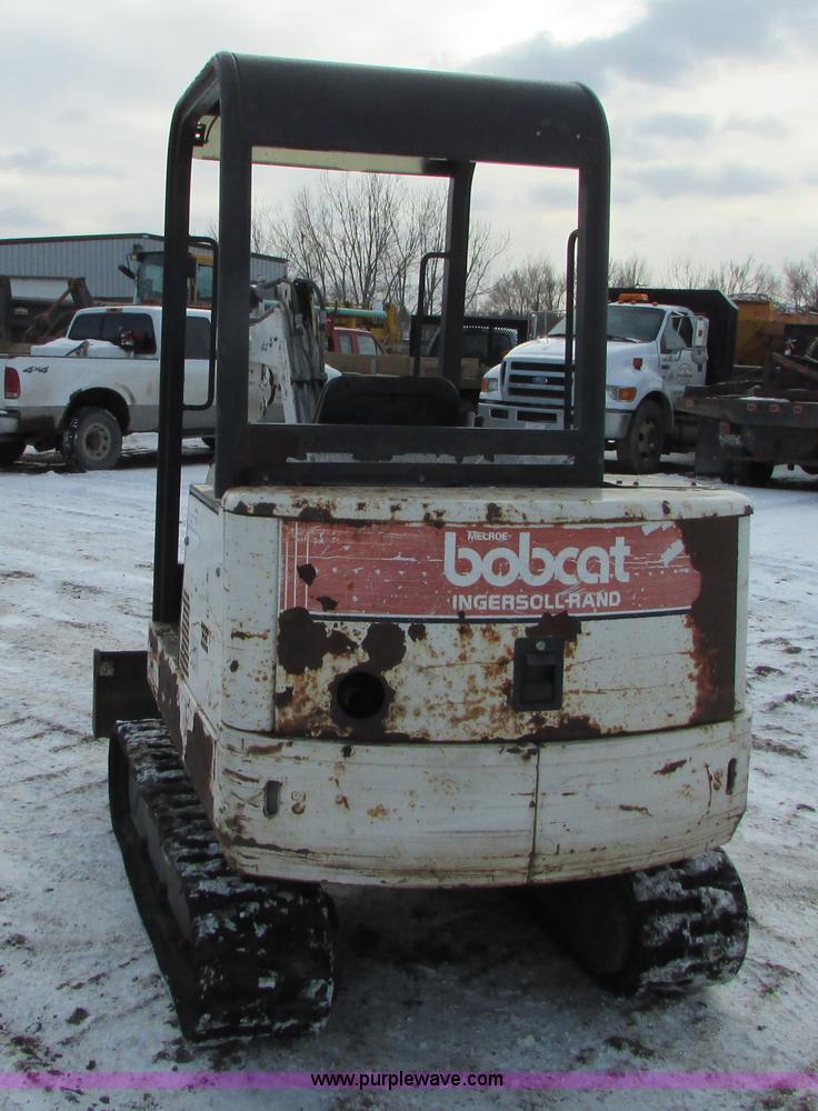 image for item I6611 1998 Bobcat X325 C series compact excavator