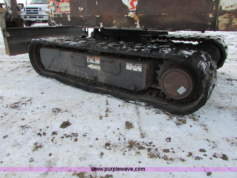 image for item I6611 1998 Bobcat X325 C series compact excavator