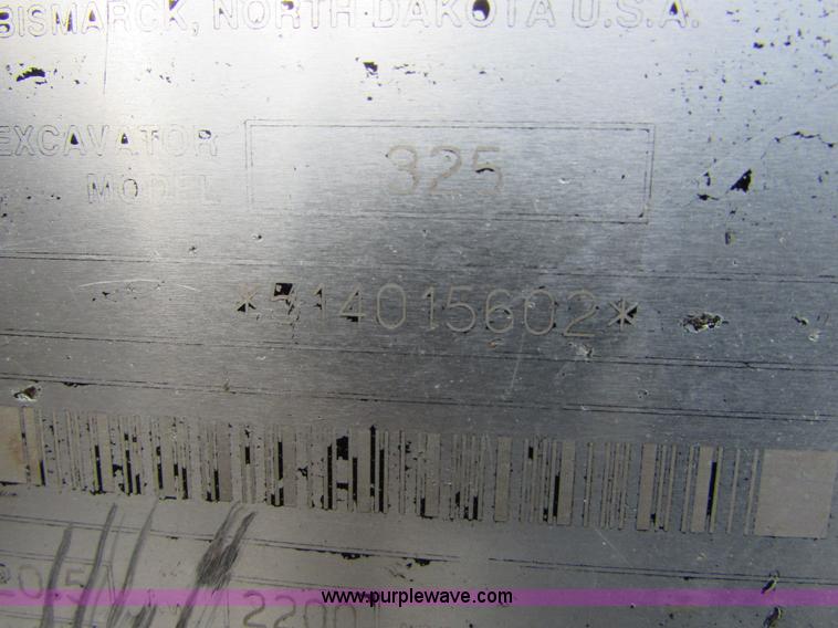 image for item I6611 1998 Bobcat X325 C series compact excavator