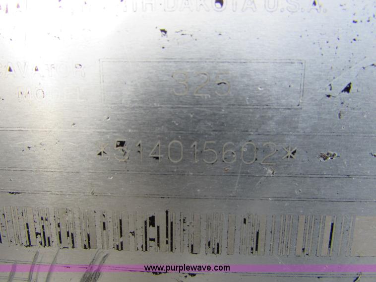 image for item I6611 1998 Bobcat X325 C series compact excavator