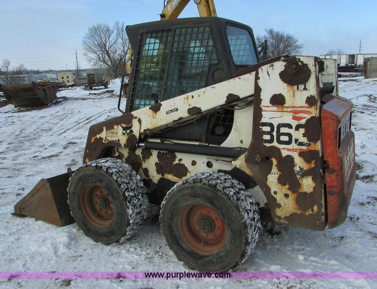 image for item I6612 2000 Bobcat 863 skid steer
