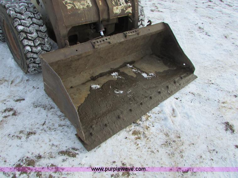 image for item I6612 2000 Bobcat 863 skid steer