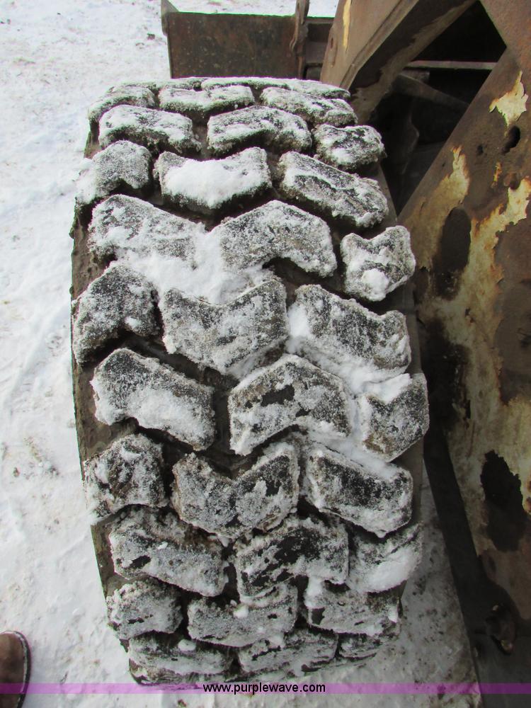 image for item I6612 2000 Bobcat 863 skid steer