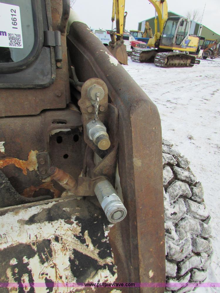 image for item I6612 2000 Bobcat 863 skid steer